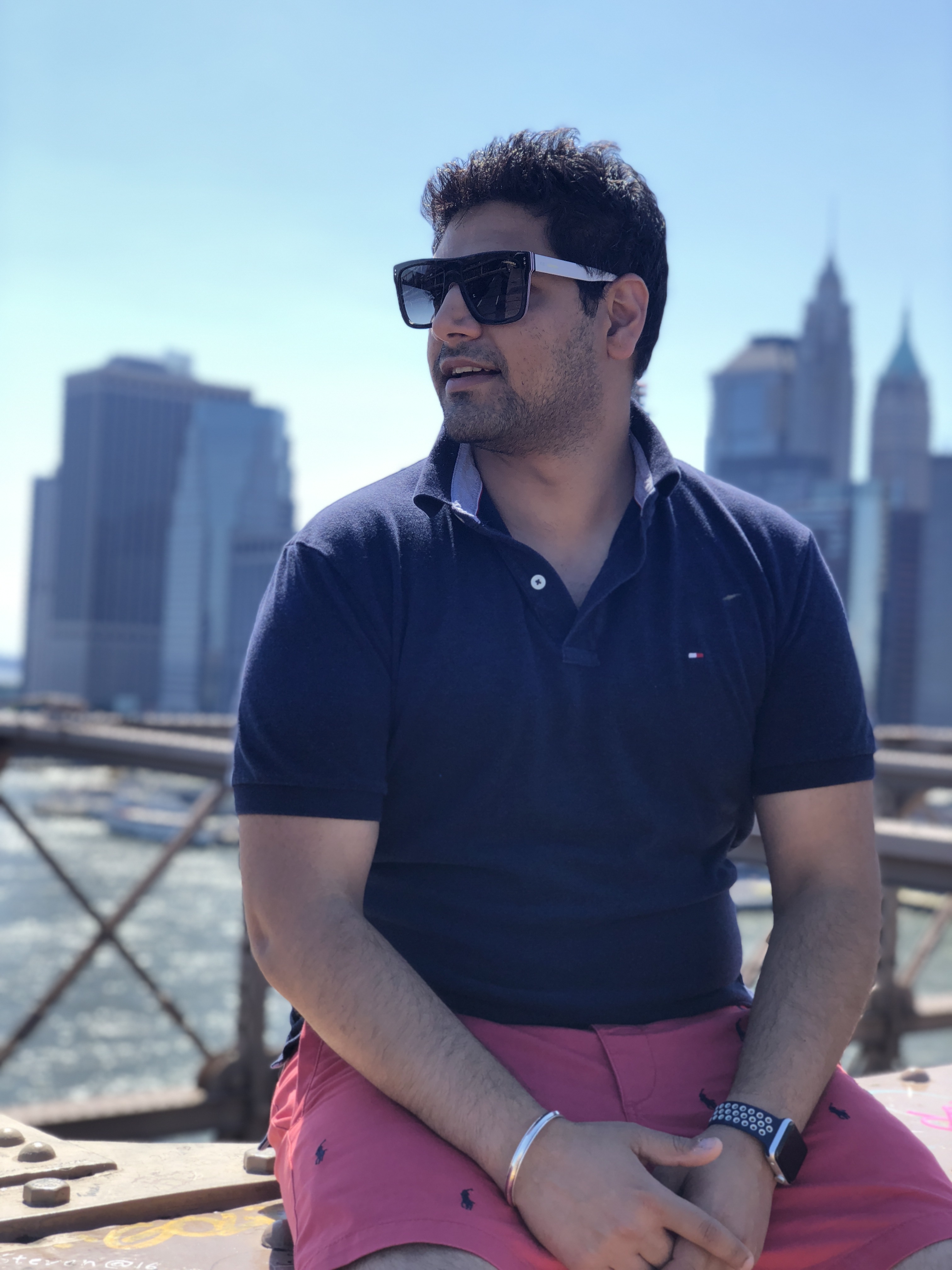 Siddharth Astir on the Brooklyn Bridge overlooking the Manhattan skyline
